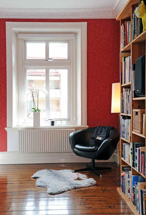 Home decor walls: reading corner design ideas for small space